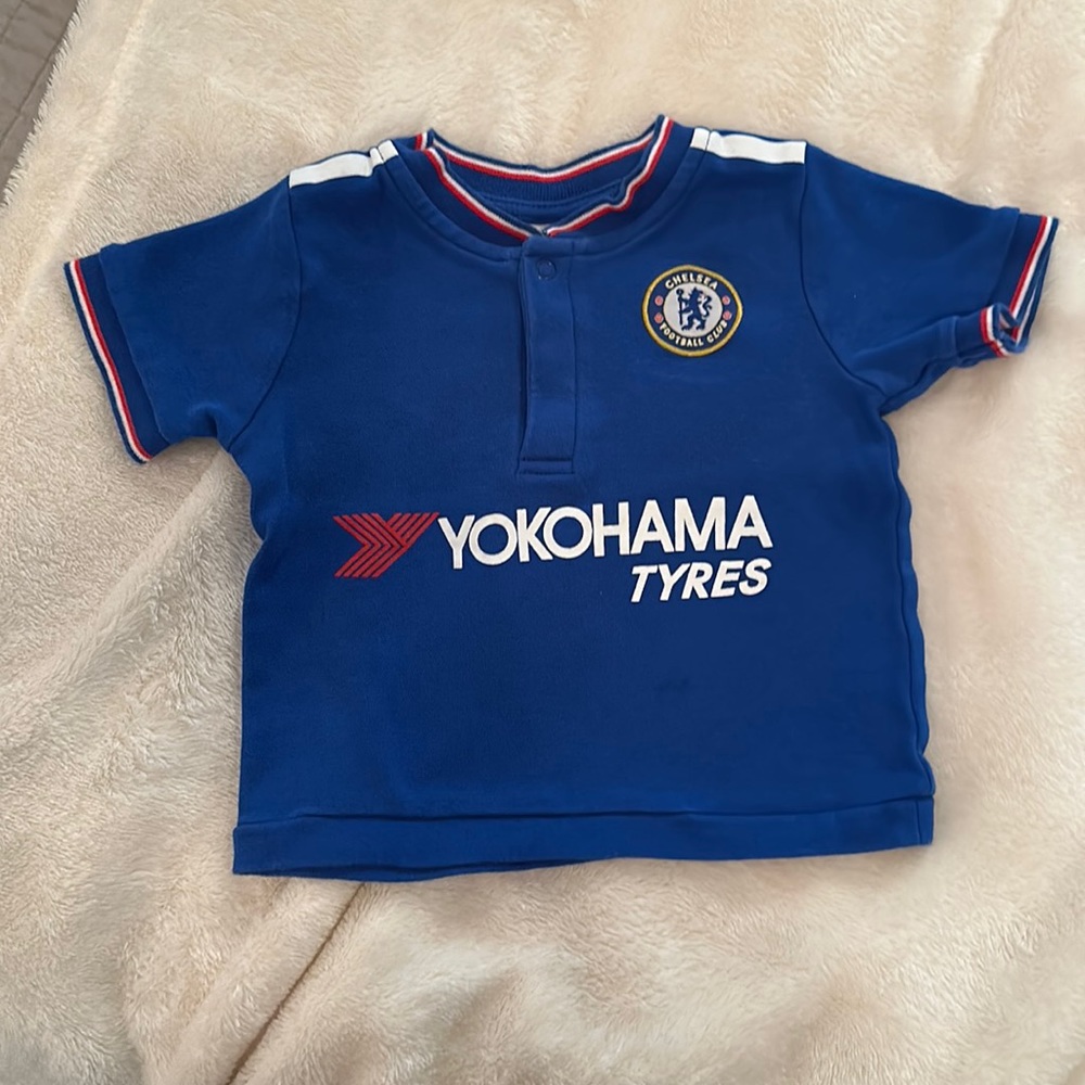 Chelsea football club tshirt